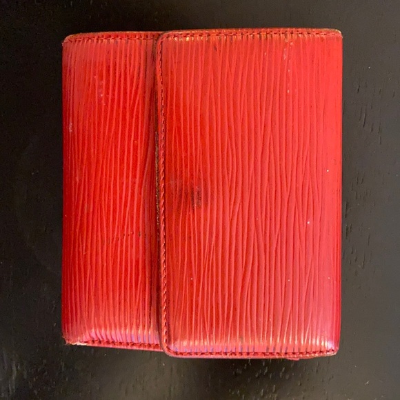 Louis Vuitton red epi wallet - Picture 1 of 4